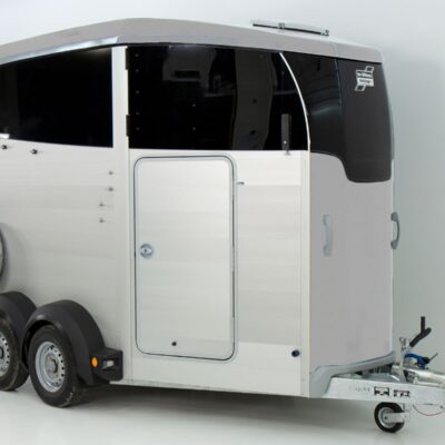 Ifor Williams Pferdeanhänger HBX 506 | Sattelkammer | Neues Modell | Silber