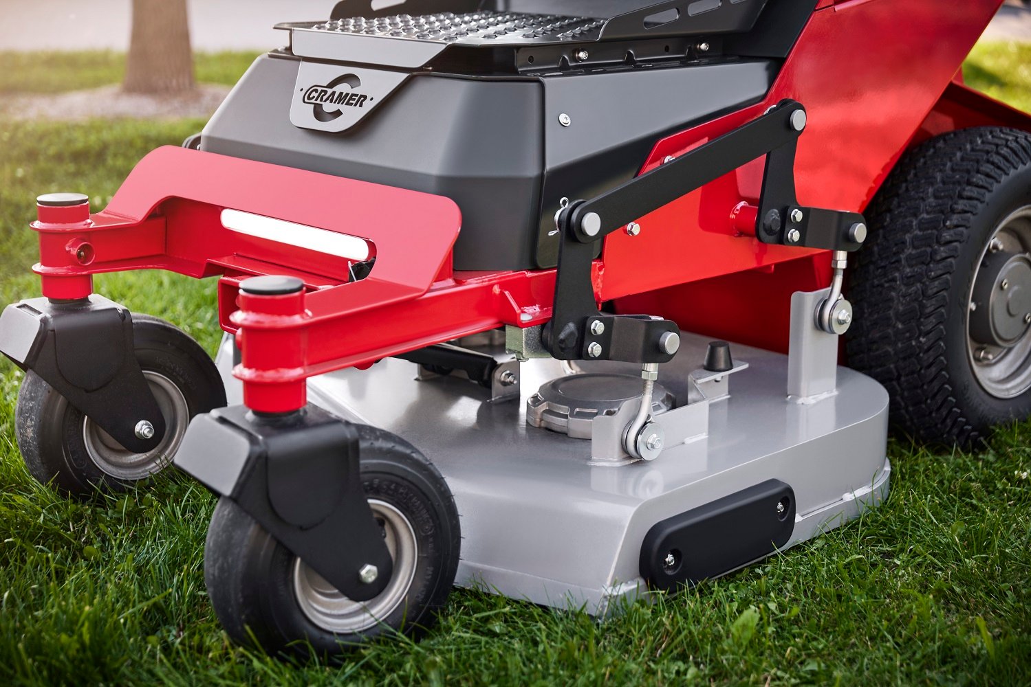 Cramer-Zero-Stand-On-82ZTCS92_2-1.jpg