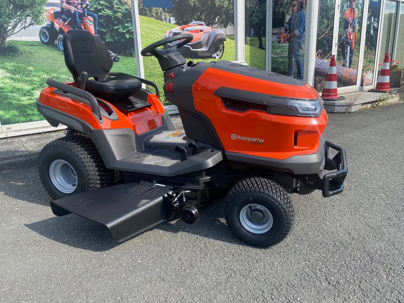 Husqvarna-TS220T_011-1.jpg