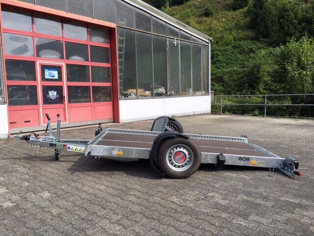 absenkanhaenger-stema-fuer-motorraeder.jpg
