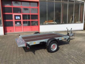 autoanhaenger-stema-bei-toeffi.jpg