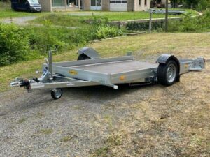 humbaur-absenkanhaenger-hkt-motorrad-10.jpg