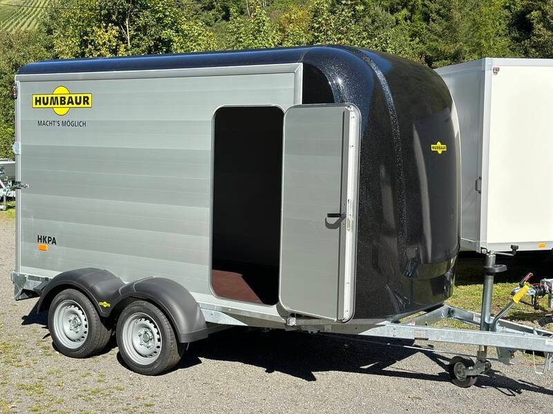 humbaur-design-motorradtransporter-alu-poly-15.jpg