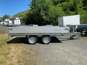 saris-pritsche-hochlader-pl-306-170-2700-niedrig-fahrwerk-08-1.jpg