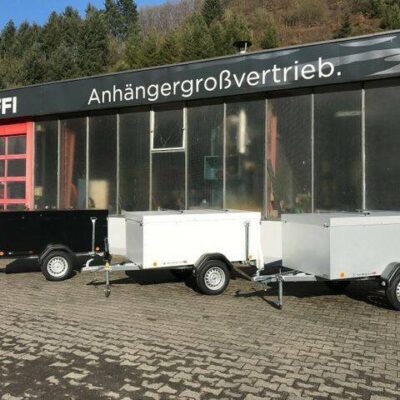 Kofferanhänger Böckmann Koffer Anhänger mit Deckel – viel Zubehör!